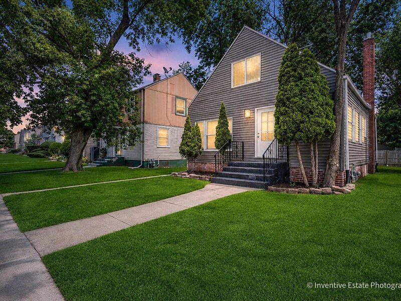14813 Evers Street Dolton IL 60419
