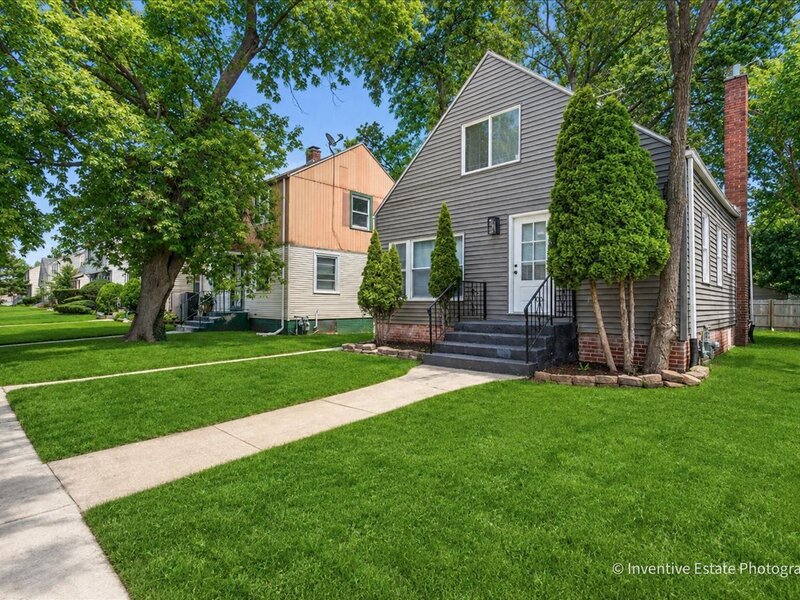 14813 Evers Street Dolton IL 60419