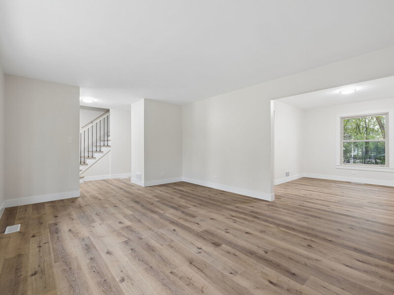904 Iroquois Avenue Naperville IL 60563