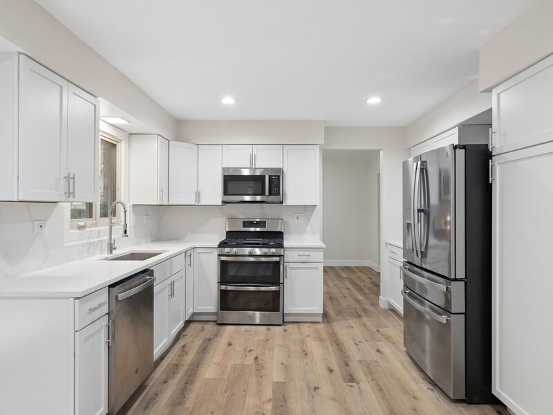 904 Iroquois Avenue Naperville IL 60563