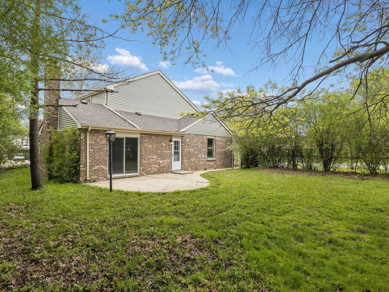 904 Iroquois Avenue Naperville IL 60563