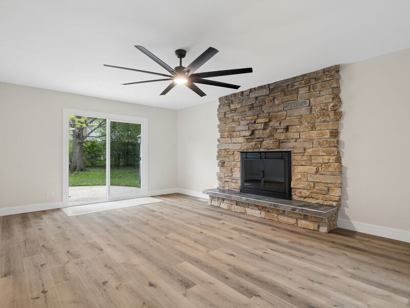 904 Iroquois Avenue Naperville IL 60563