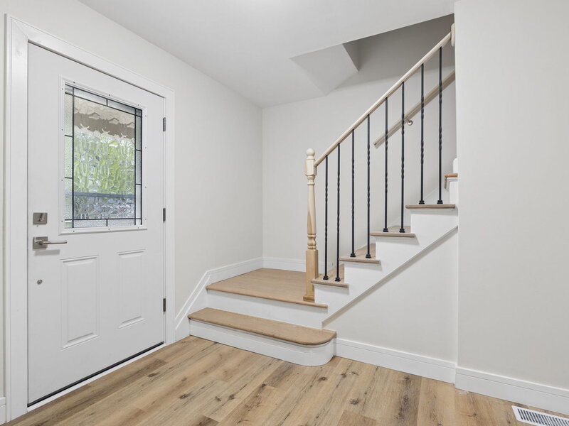 904 Iroquois Avenue Naperville IL 60563