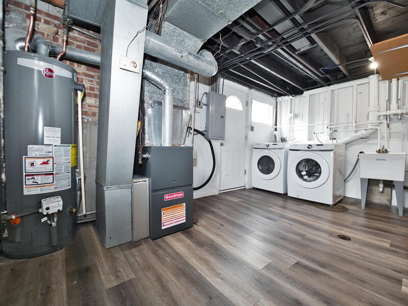 10107 Lawrence Court Oak Lawn IL 60453