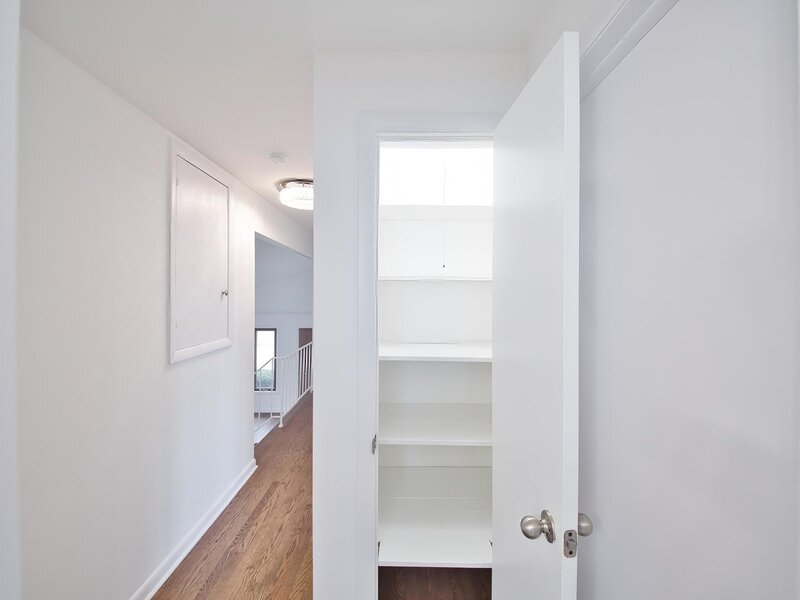 10107 Lawrence Court Oak Lawn IL 60453