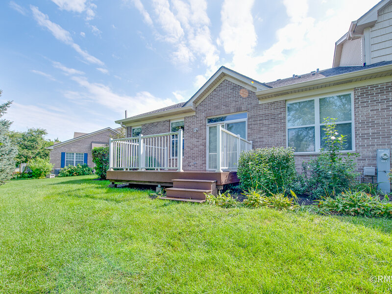 981 Oak Ridge Boulevard Elgin IL 60120