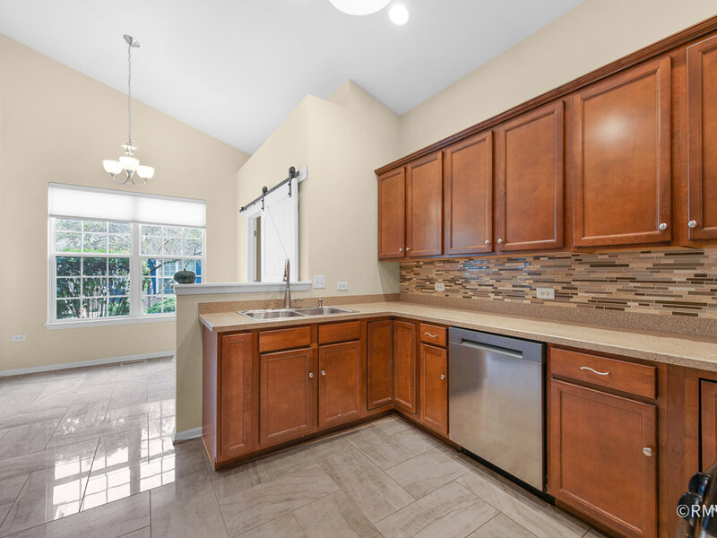 981 Oak Ridge Boulevard Elgin IL 60120