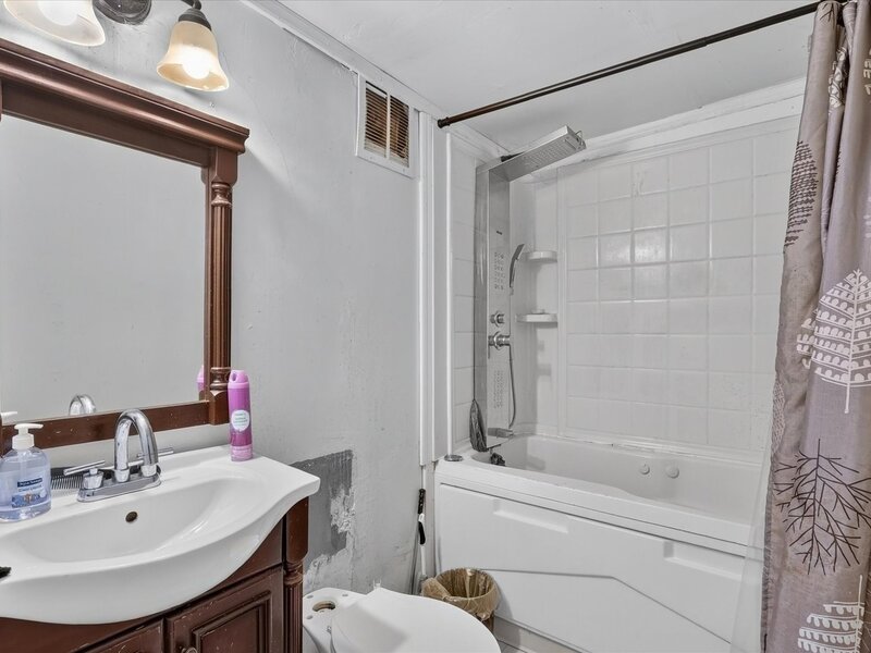 2831 Collins Street Rockford IL 61109