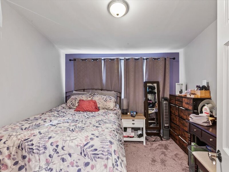 10330 S Artesian Avenue Chicago IL 60655