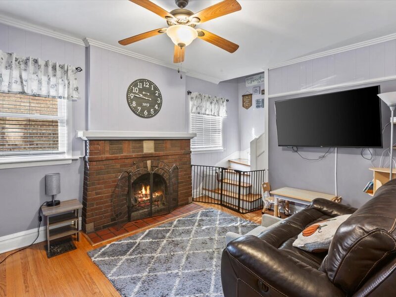 10330 S Artesian Avenue Chicago IL 60655