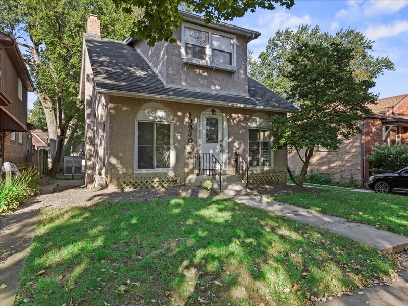10330 S Artesian Avenue Chicago IL 60655