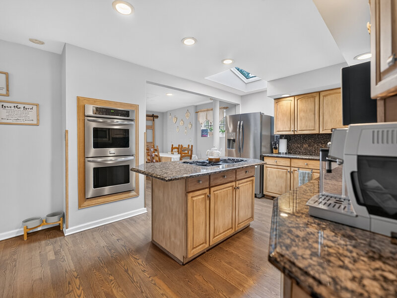17 Deerpath Road Bensenville IL 60106