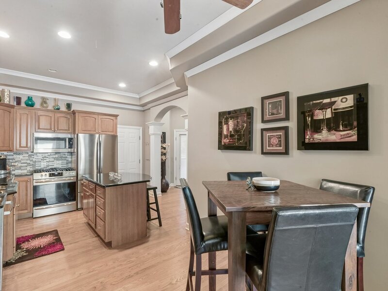 876 N Maple Avenue Palatine IL 60067