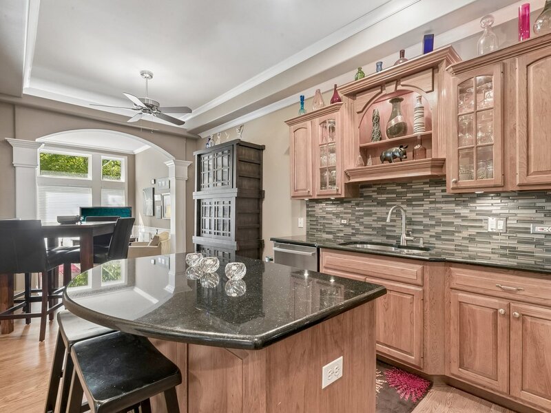 876 N Maple Avenue Palatine IL 60067