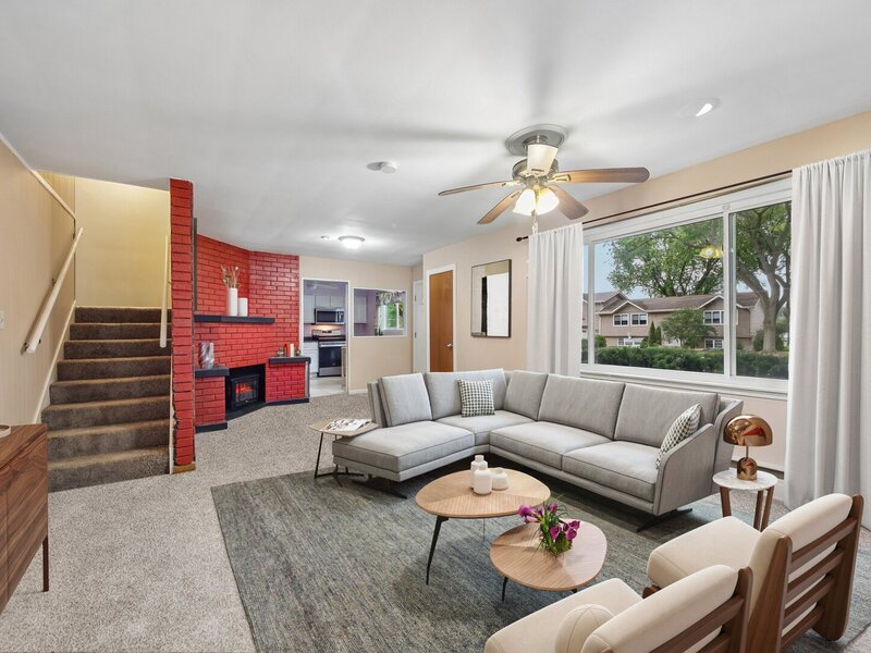 213 Edgemont Street Mundelein IL 60060