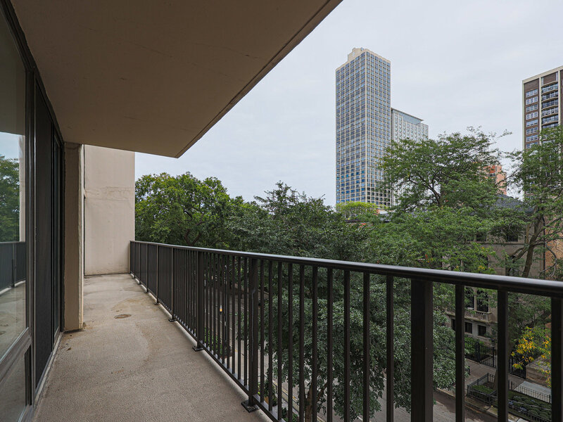 1516 N State Parkway Chicago IL 60610