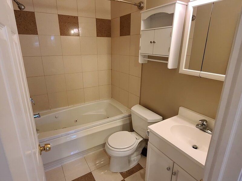 2318 W Rosemont Avenue Chicago IL 60659