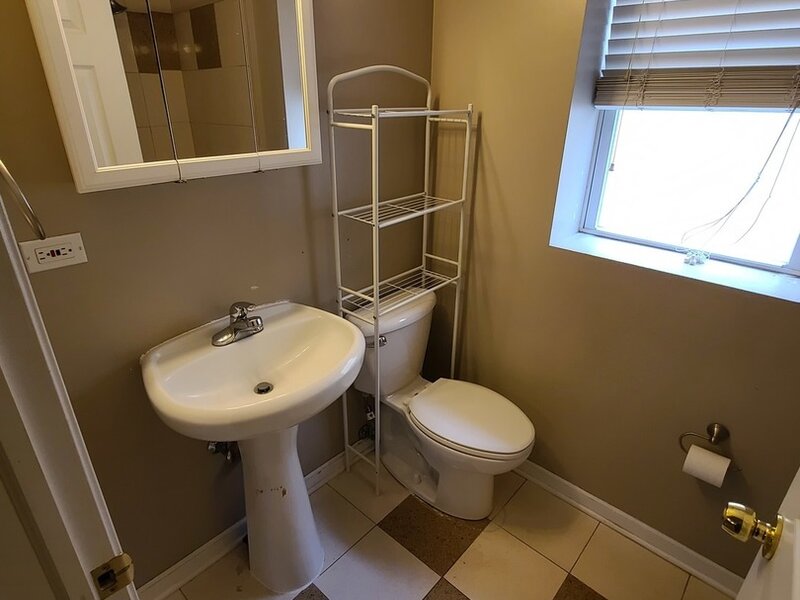 2318 W Rosemont Avenue Chicago IL 60659