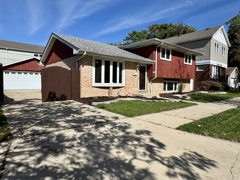 3008 W 110th Place Chicago IL 60655