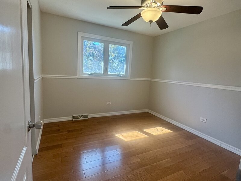 3008 W 110th Place Chicago IL 60655