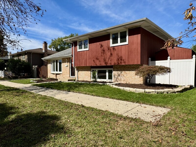 3008 W 110th Place Chicago IL 60655