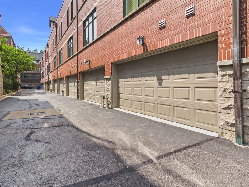 1445 S Indiana Avenue Chicago IL 60605