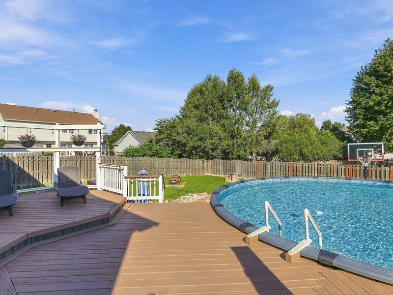 426 Badger Lane Oswego IL 60543