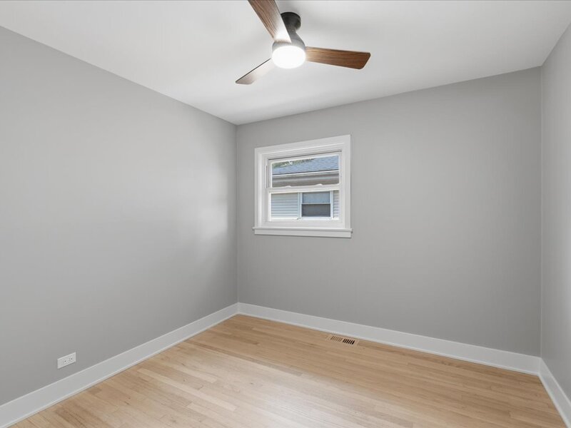 10 Linden Avenue Buffalo Grove IL 60089