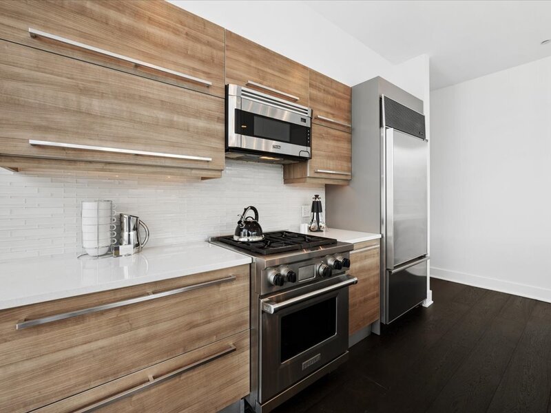 110 W Superior Street Chicago IL 60654