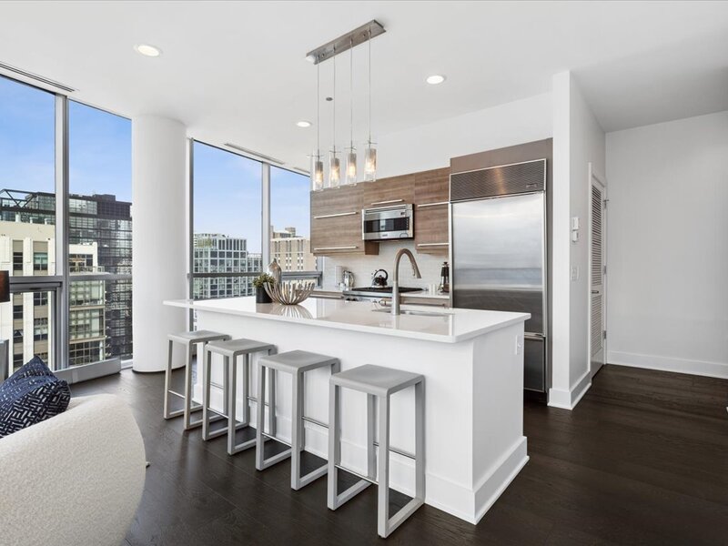 110 W Superior Street Chicago IL 60654