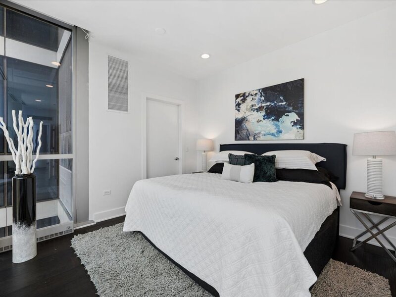 110 W Superior Street Chicago IL 60654