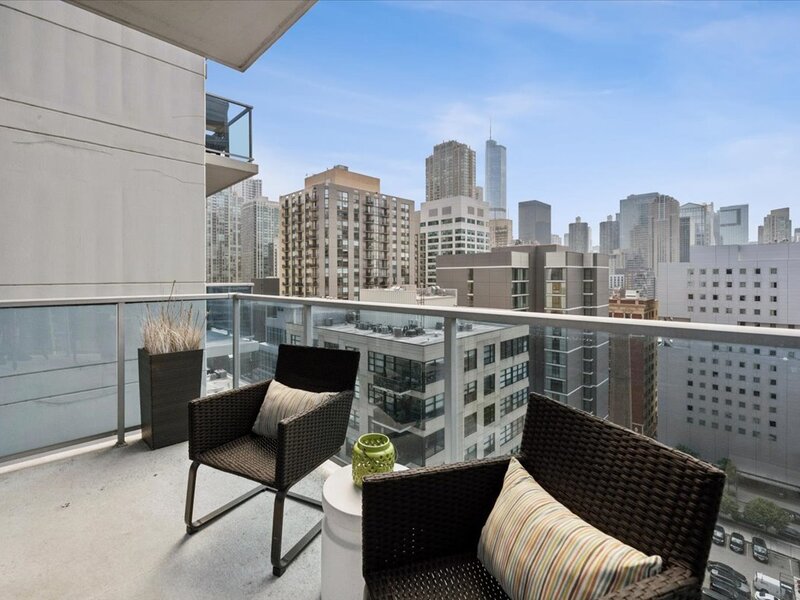 110 W Superior Street Chicago IL 60654