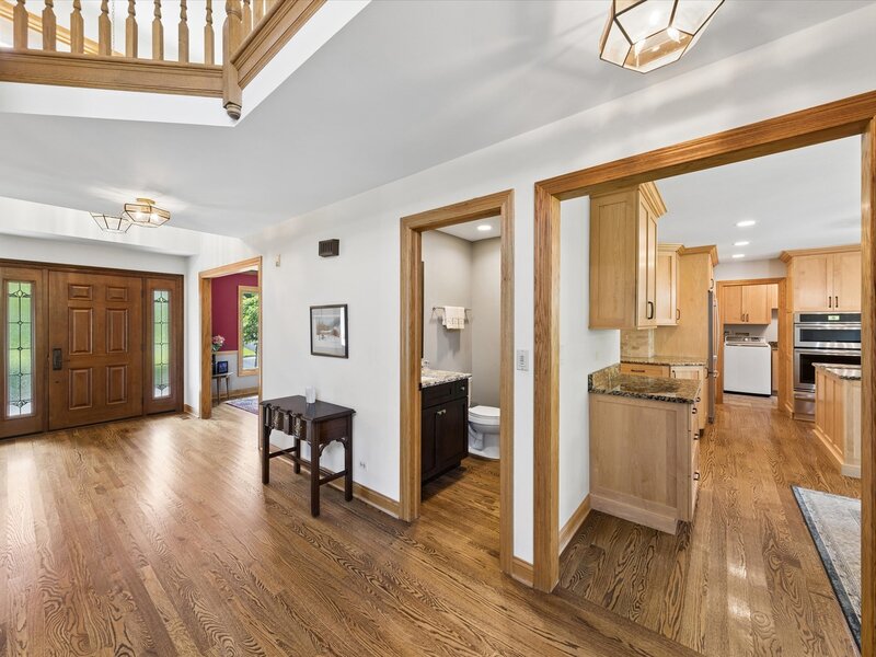 453 81st Street Burr Ridge IL 60527