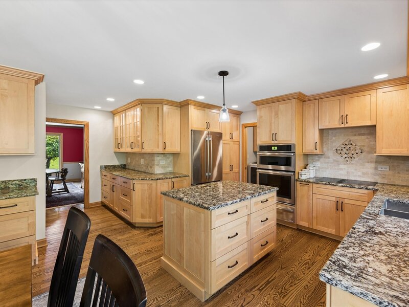 453 81st Street Burr Ridge IL 60527