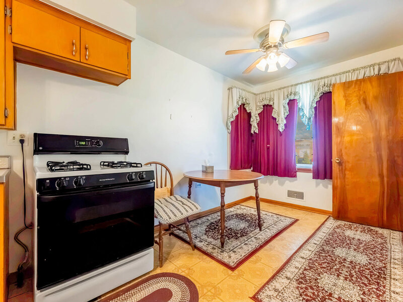 7304 W 59th Street Summit IL 60501