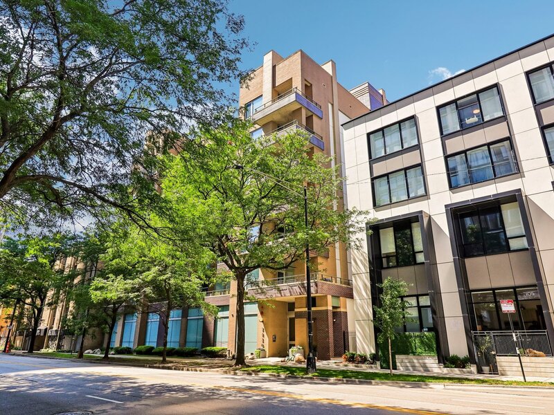 5430 N Sheridan Road Chicago IL 60640