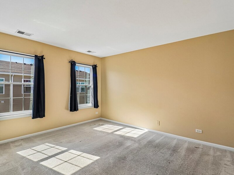 47 W Big Horn Drive Hainesville IL 60073
