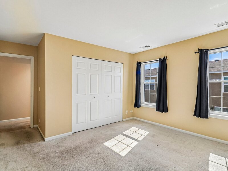 47 W Big Horn Drive Hainesville IL 60073