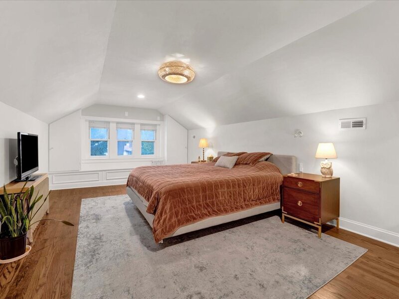 6239 N Campbell Avenue Chicago IL 60659