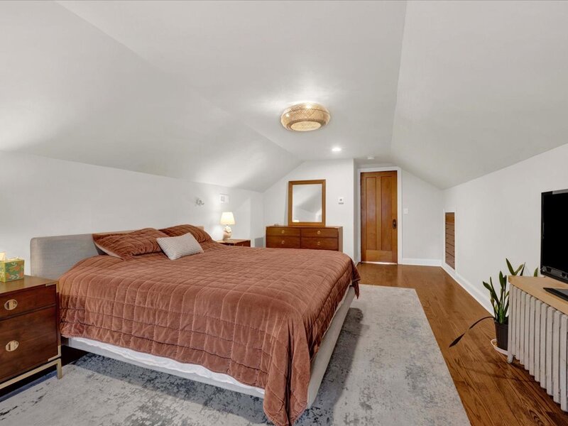 6239 N Campbell Avenue Chicago IL 60659