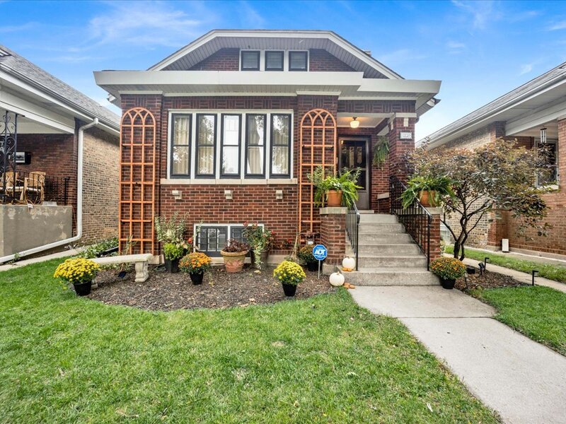 6239 N Campbell Avenue Chicago IL 60659