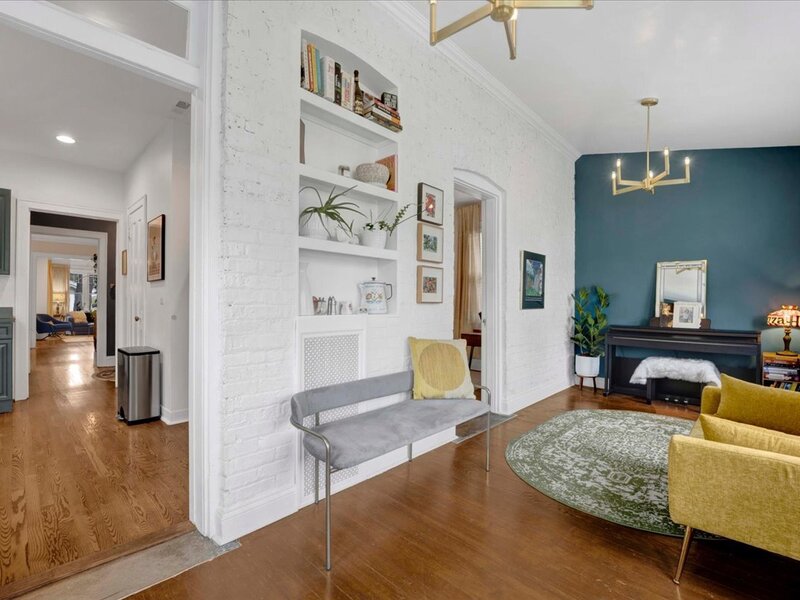 6239 N Campbell Avenue Chicago IL 60659
