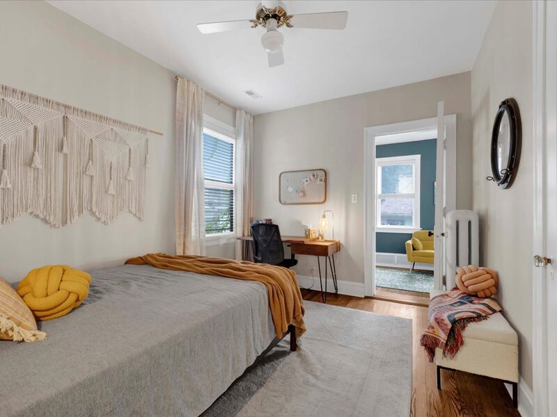 6239 N Campbell Avenue Chicago IL 60659