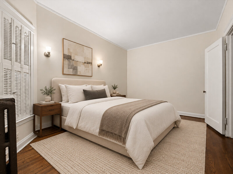 5715 S Blackstone Avenue Chicago IL 60637