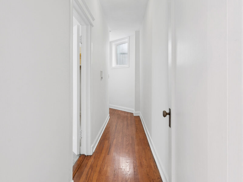 5715 S Blackstone Avenue Chicago IL 60637