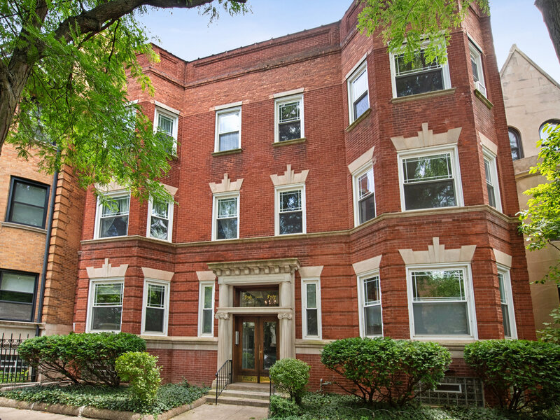5715 S Blackstone Avenue Chicago IL 60637