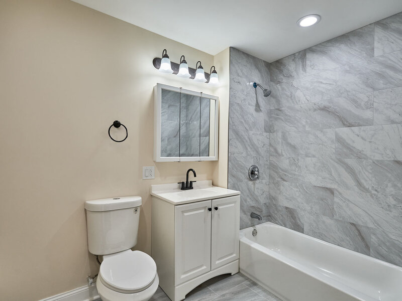 53 W 108th Street Chicago IL 60628