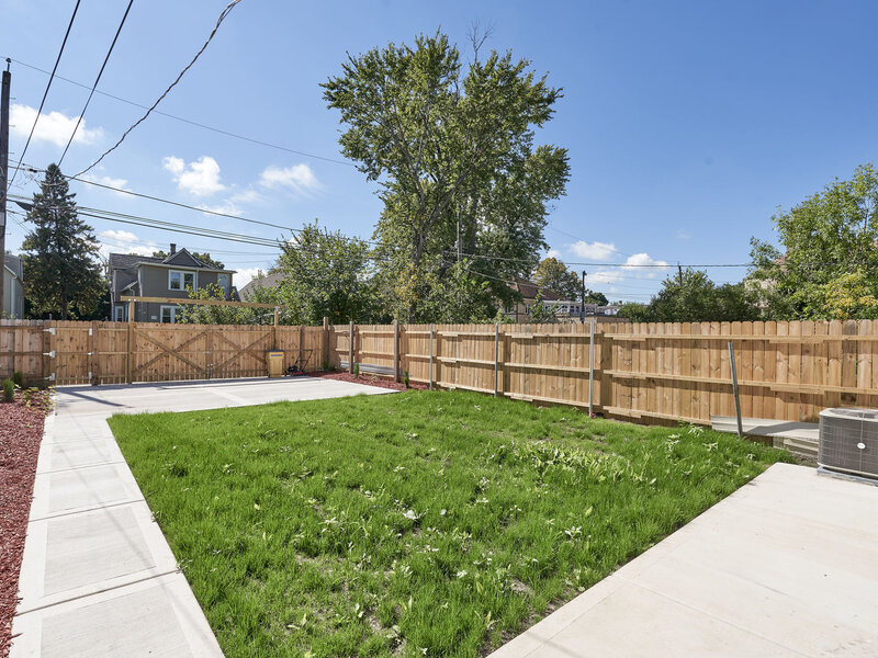 53 W 108th Street Chicago IL 60628