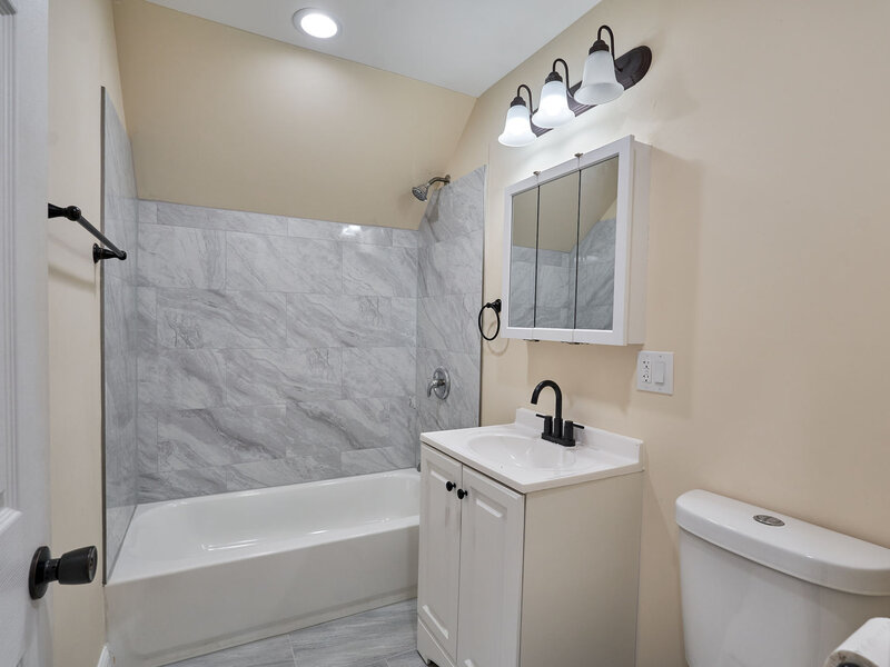 53 W 108th Street Chicago IL 60628