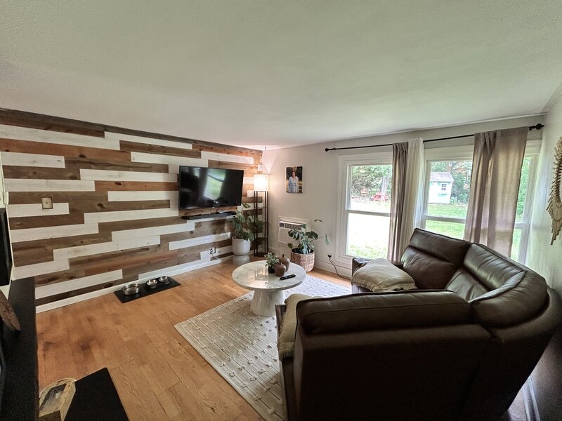 227 Wellesley Lane Schaumburg IL 60193